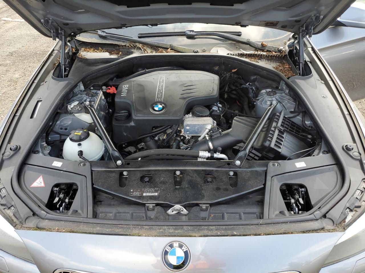 2013 BMW 528 I - WBAXG5C58DDY37783 — photo 11