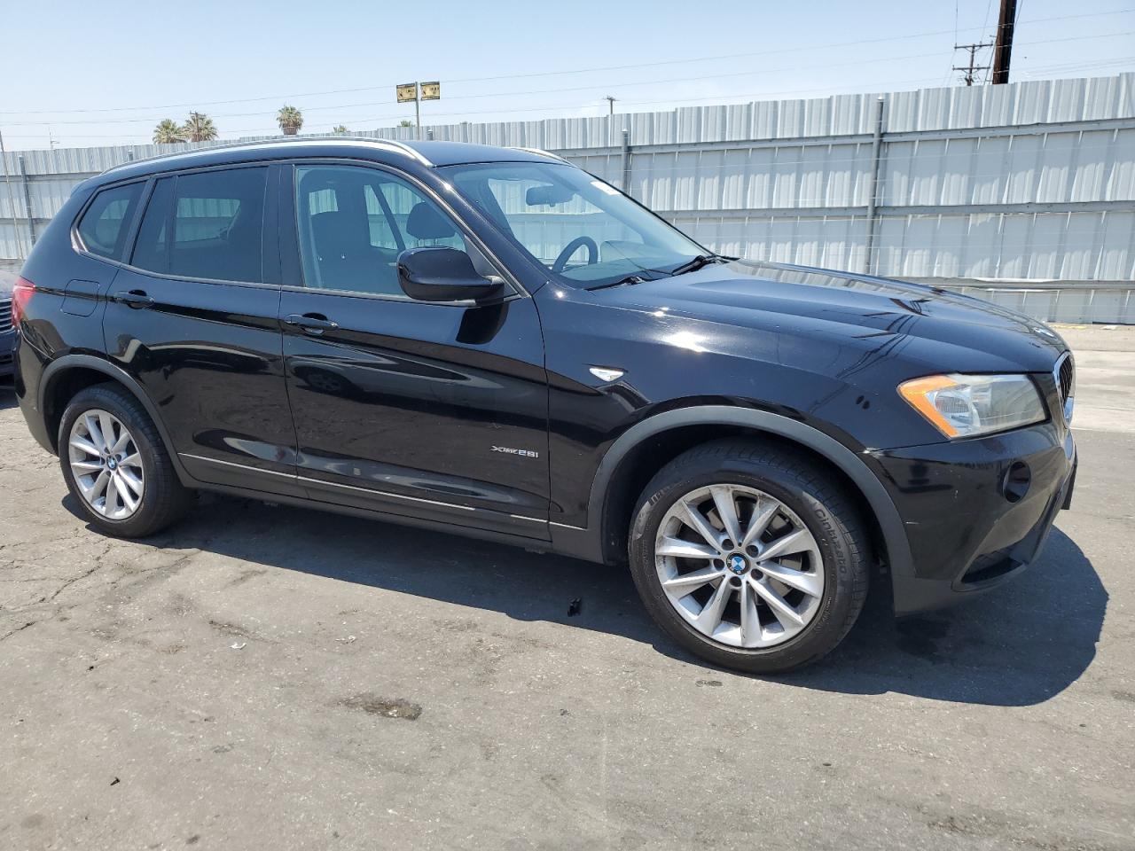 2013 BMW X3 XDRIVE2 - 5UXWX9C55D0A13920 — photo 4
