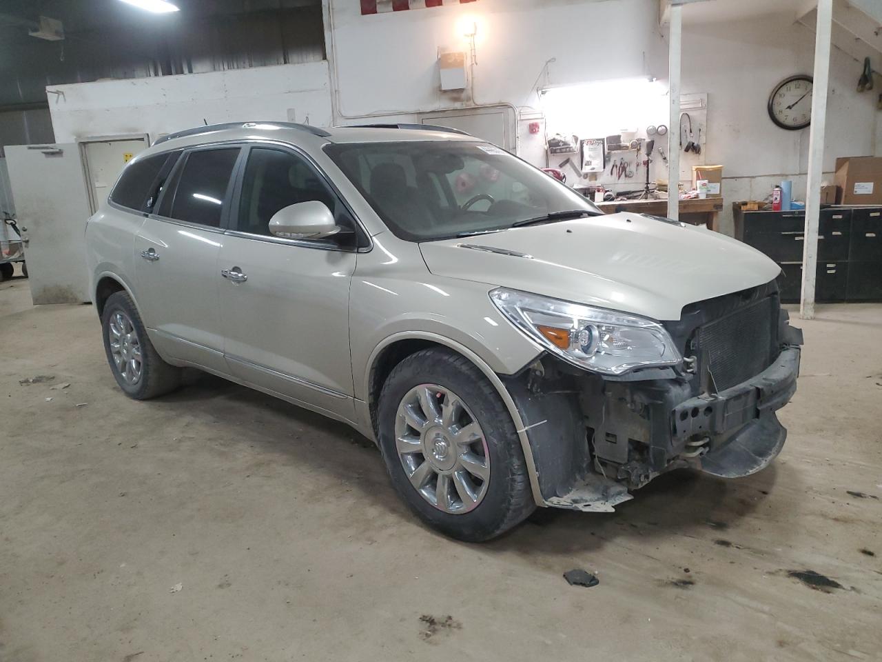 2013 BUICK ENCLAVE - 5GAKRCKD2DJ213873 — photo 4