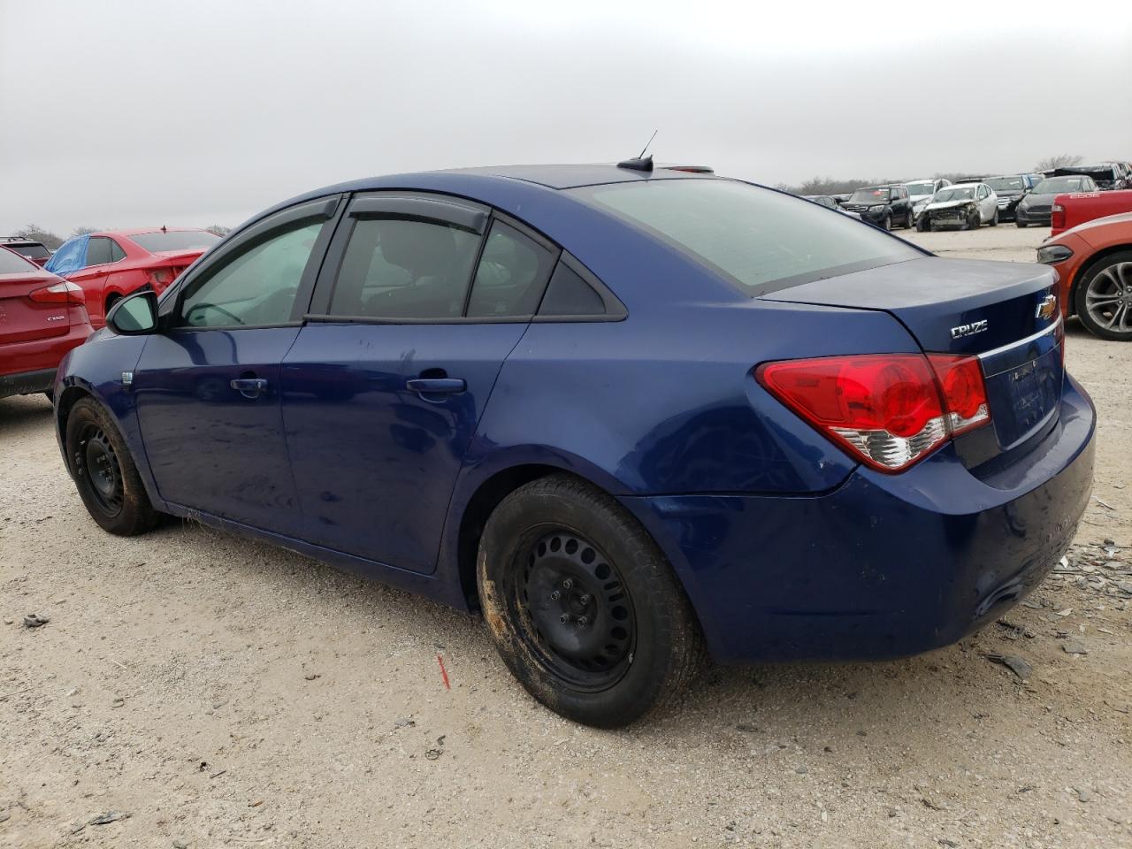2013 CHEVROLET CRUZE LS - 1G1PA5SHXD7285095 — photo 2