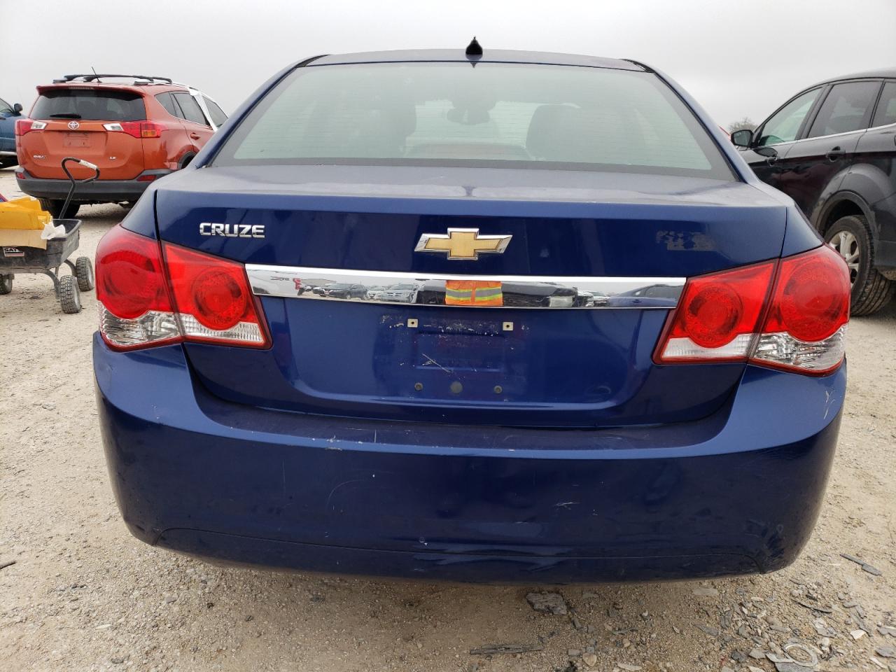 2013 CHEVROLET CRUZE LS - 1G1PA5SHXD7285095 — photo 6