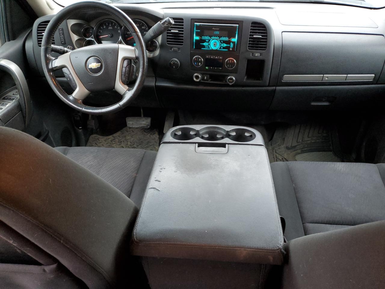2013 CHEVROLET SILVERADO - 1GCRKSE73DZ301785 — photo 8