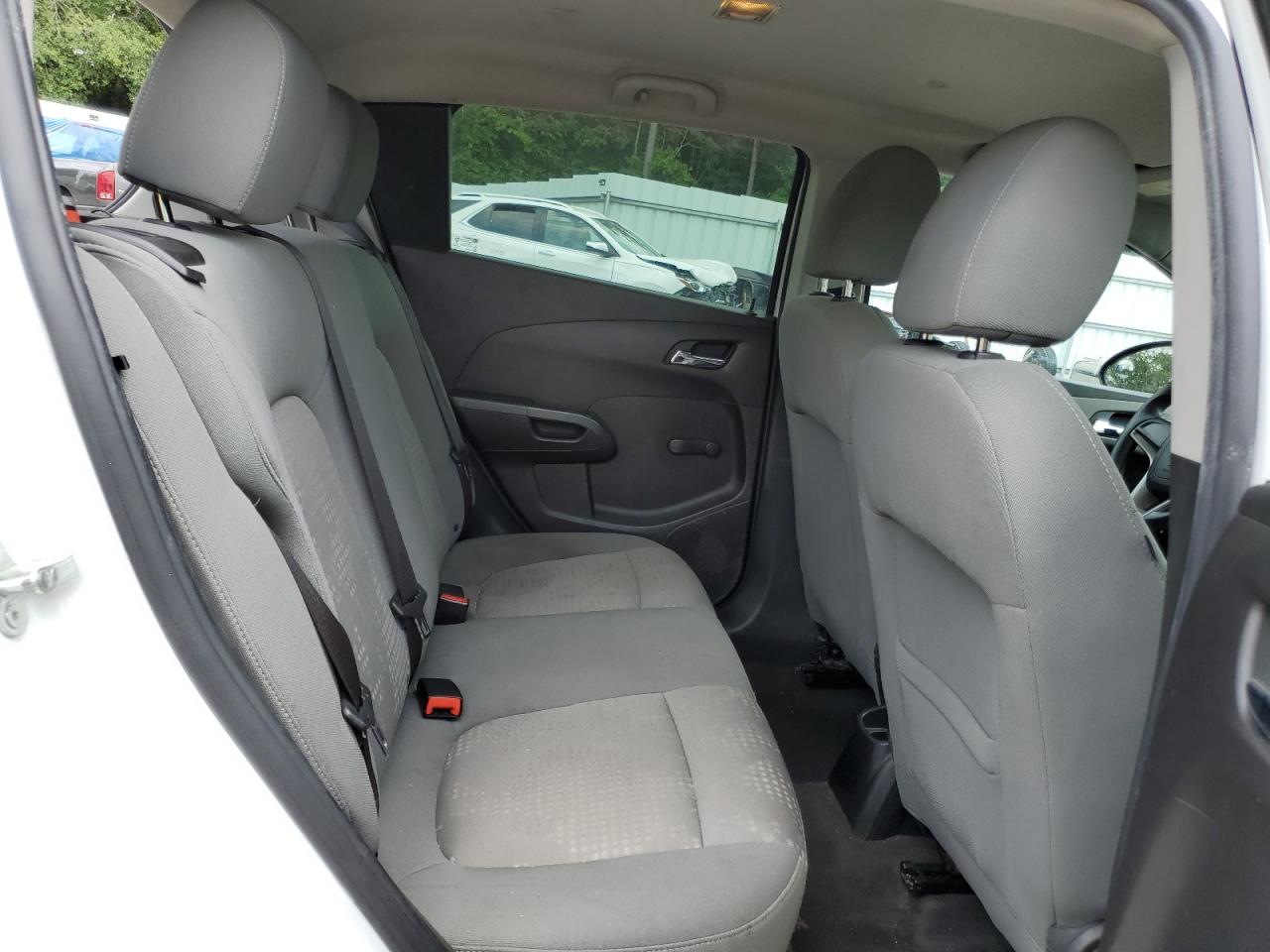 2013 CHEVROLET SONIC LS - 1G1JB6SH3D4258136 — photo 9