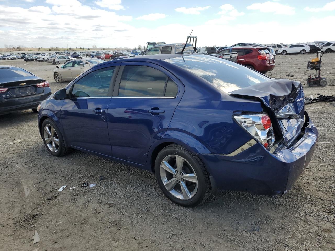 2013 CHEVROLET SONIC LT - 1G1JC5SB0D4215800 — photo 2