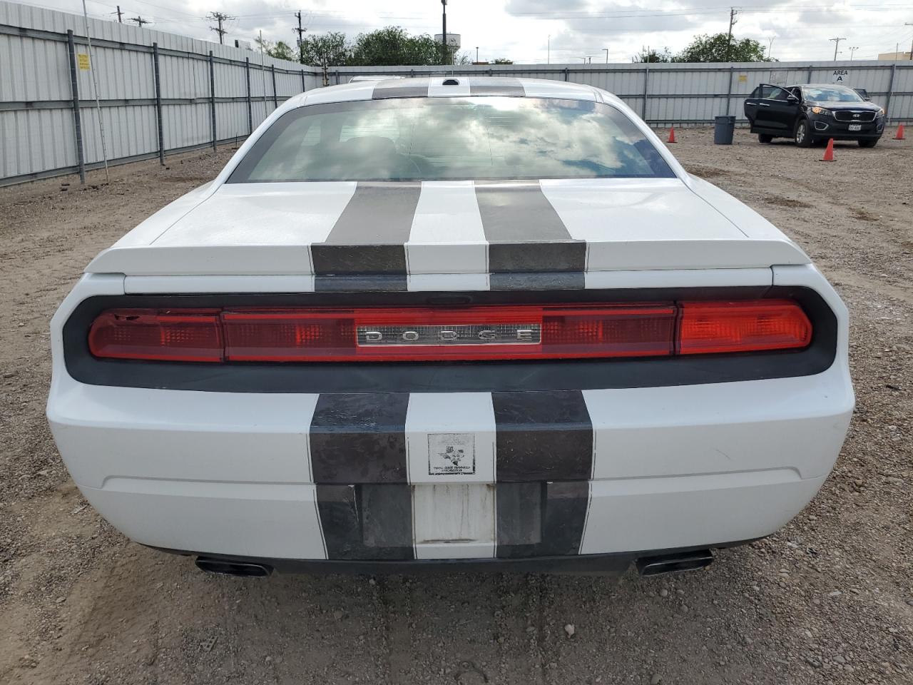 2013 DODGE CHALLENGER - 2C3CDYAG4DH615474 — photo 6