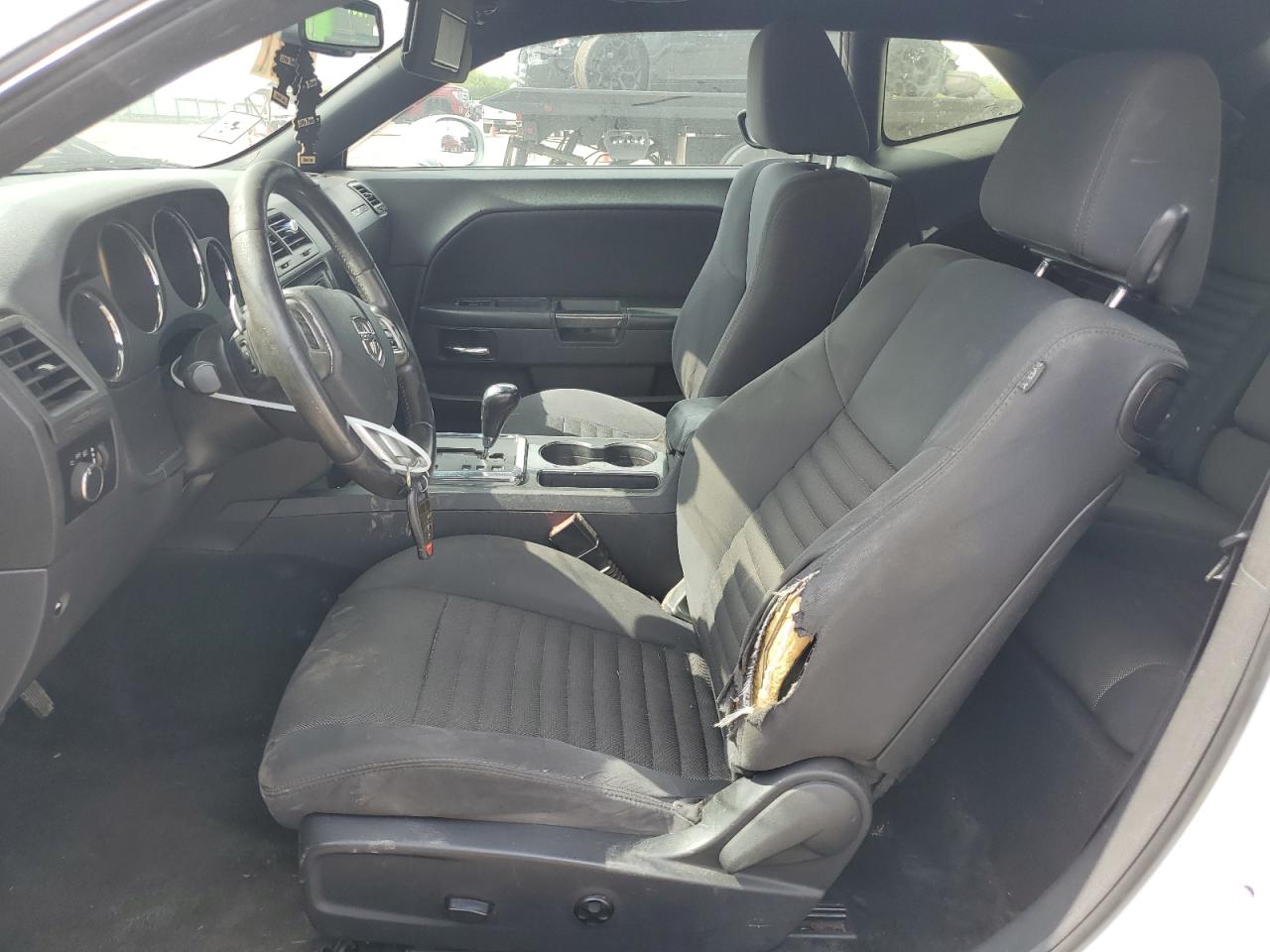 2013 DODGE CHALLENGER - 2C3CDYAG4DH615474 — photo 7