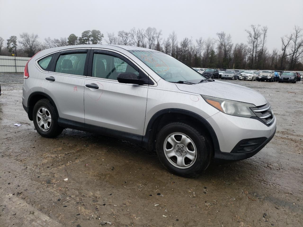 2013 HONDA CR-V LX - 3CZRM3H36DG711970 — photo 4