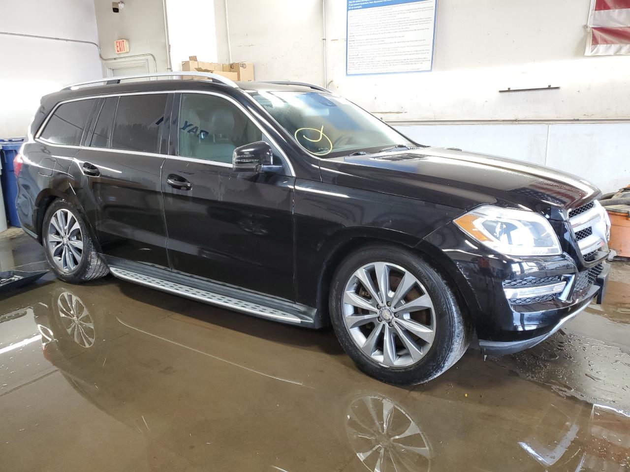 2013 MERCEDES-BENZ GL 450 4MA - 4JGDF7CE9DA129446 — photo 4