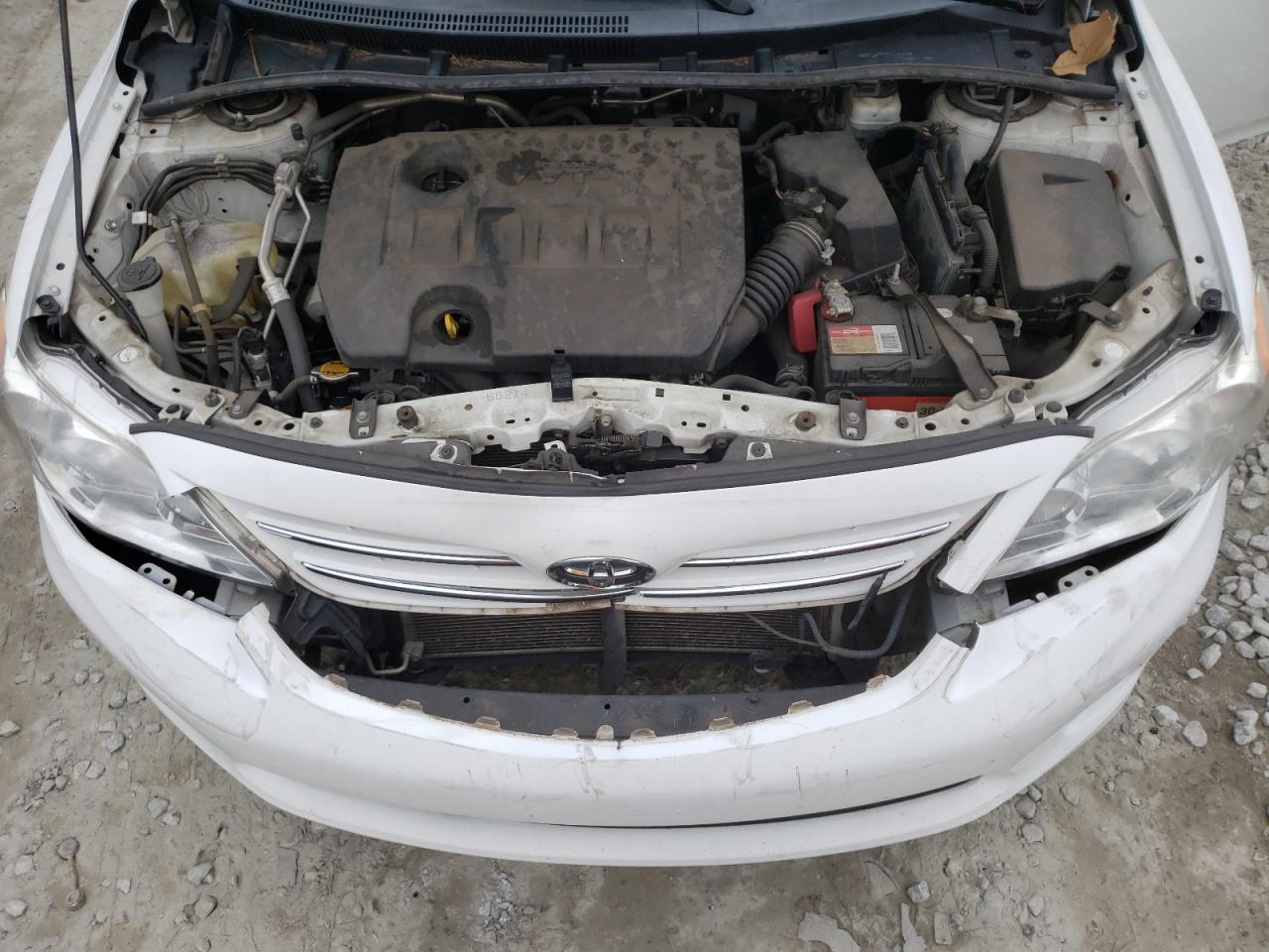2013 TOYOTA COROLLA BA - 2T1BU4EEXDC062381 — photo 11