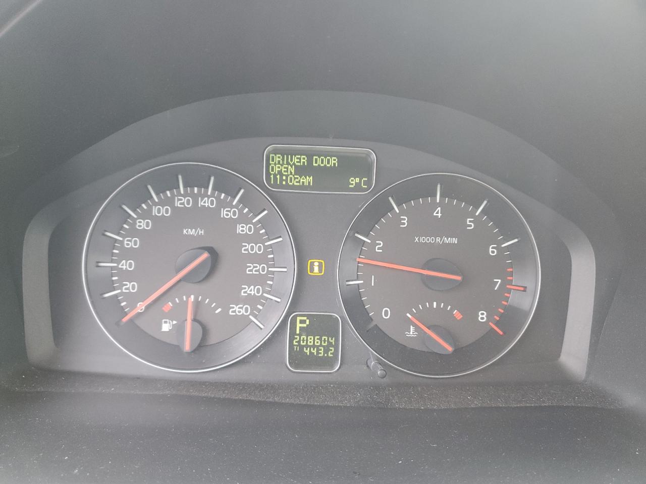 2013 VOLVO C30 T5 - YV1672MK2D2310295 — photo 9