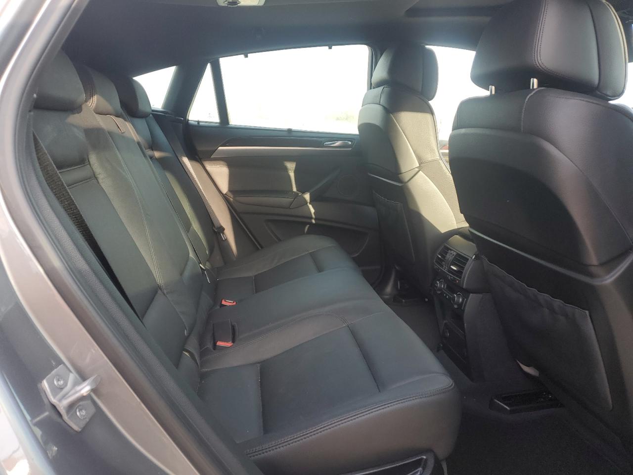 2014 BMW X6 XDRIVE5 - 5UXFG8C52EL593280 — photo 10