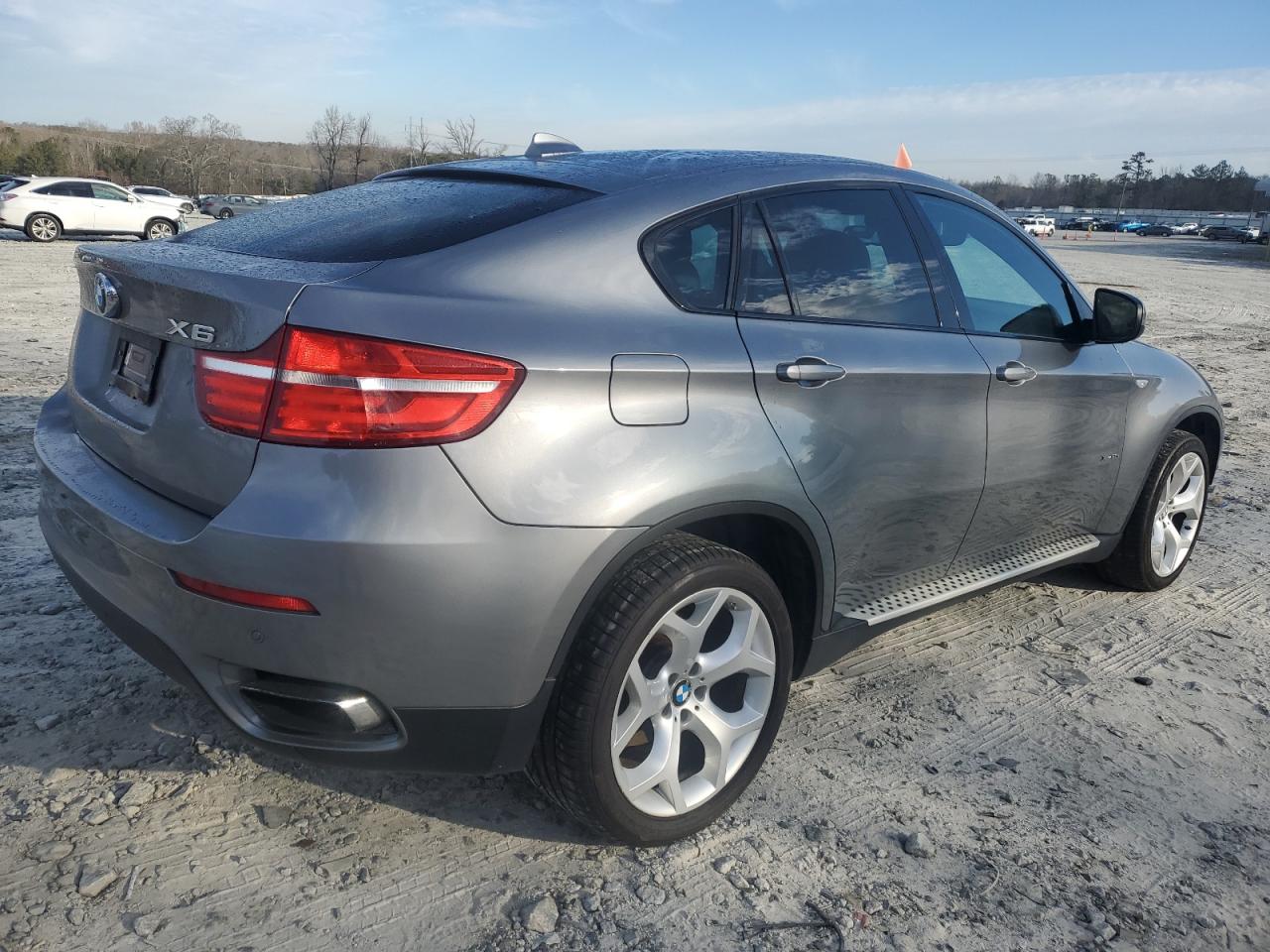 2014 BMW X6 XDRIVE5 - 5UXFG8C52EL593280 — photo 3