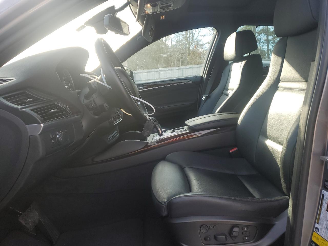 2014 BMW X6 XDRIVE5 - 5UXFG8C52EL593280 — photo 6