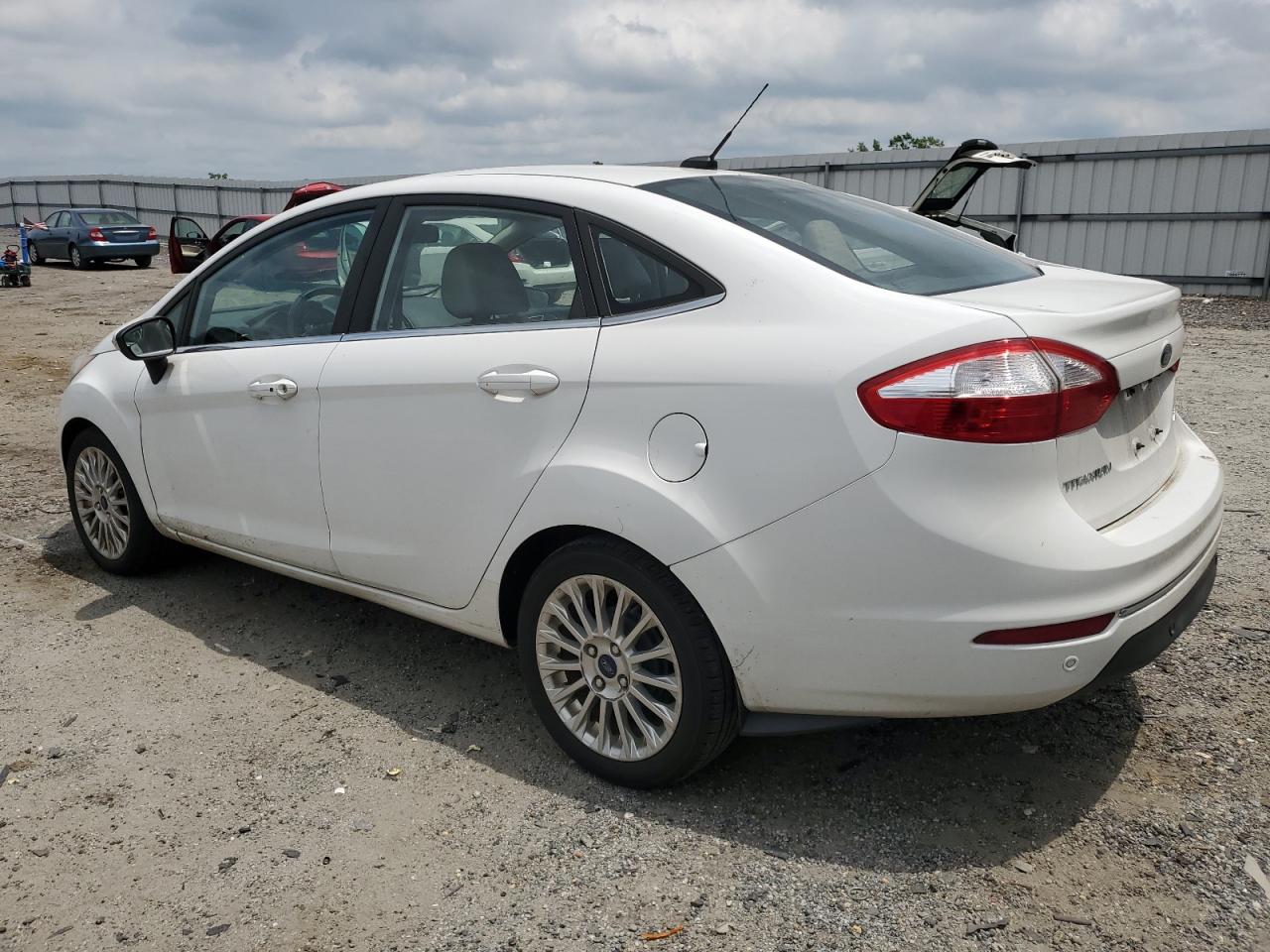 2014 FORD FOCUS - 3FADP4CJ0EM153528 — photo 2
