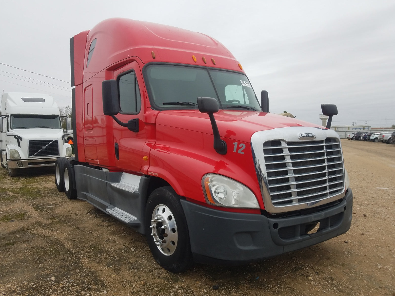 2014 FREIGHTLINER CASCADIA 1 - 1FUGGLD63ELFR7267 — photo 1