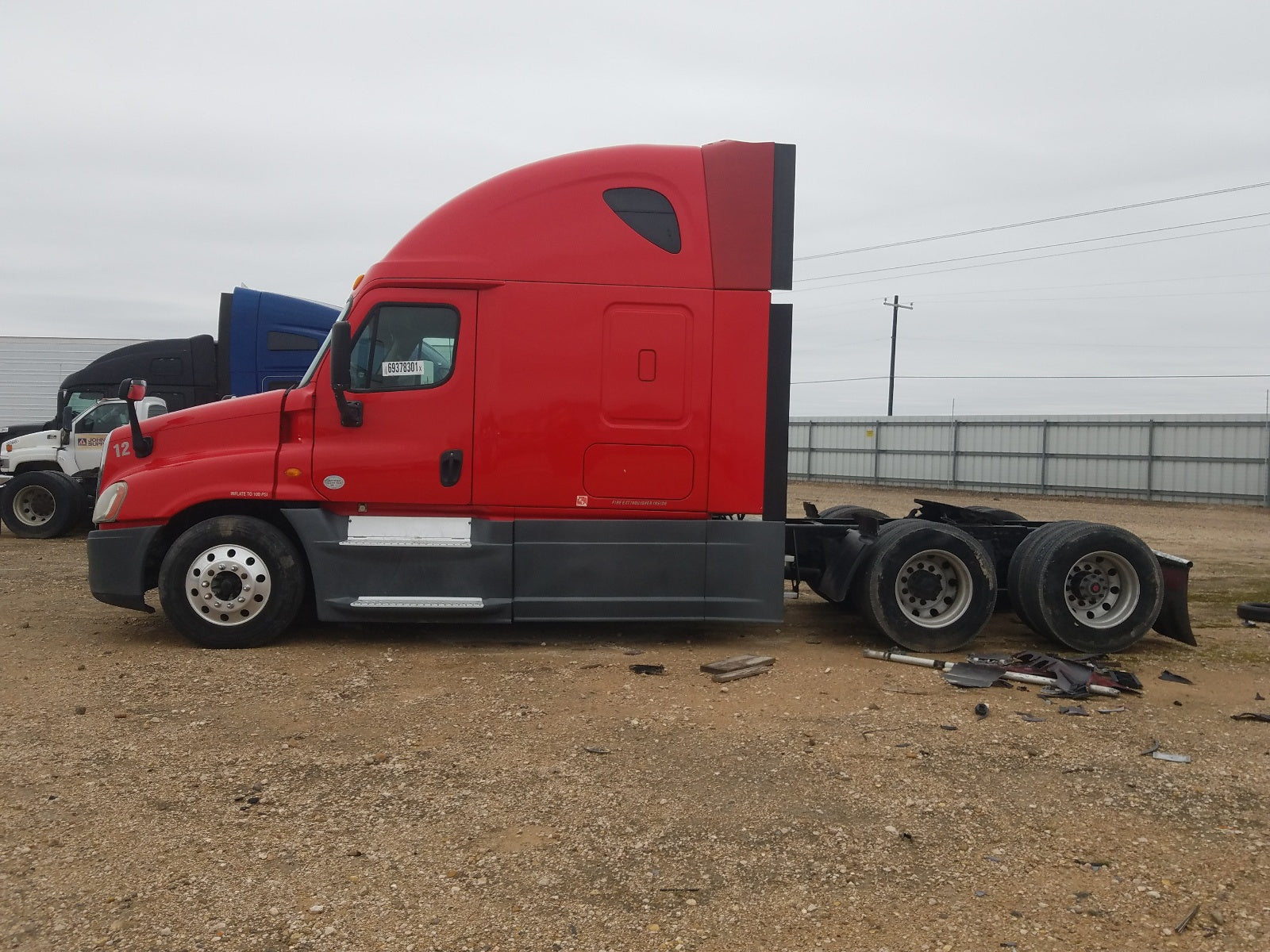 2014 FREIGHTLINER CASCADIA 1 - 1FUGGLD63ELFR7267 — photo 8
