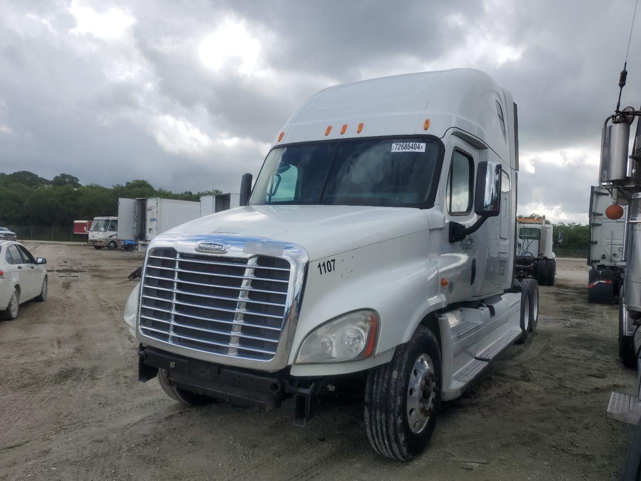 2014 FREIGHTLINER CASCADIA 1 - 1FUJGLDR0ELFH6646 — photo 2