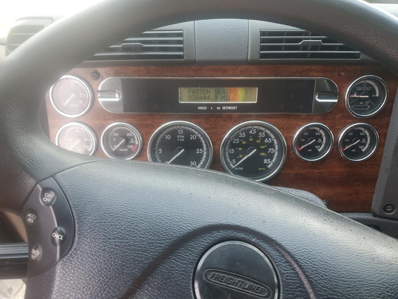 2014 FREIGHTLINER CASCADIA 1 - 1FUJGLDR0ELFH6646 — photo 8