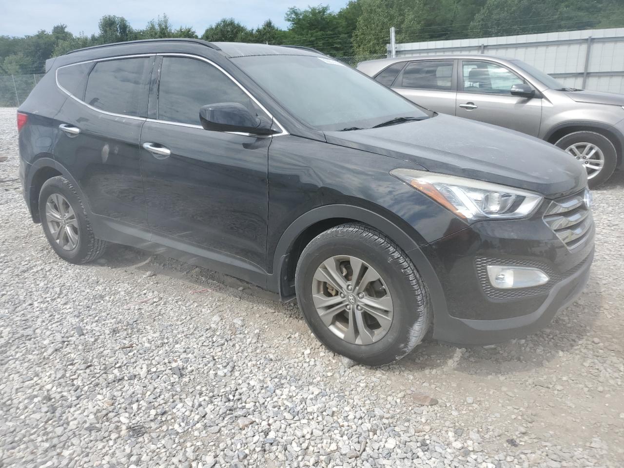 2014 HYUNDAI SANTA FE S - 5XYZU3LB1EG218489 — photo 4