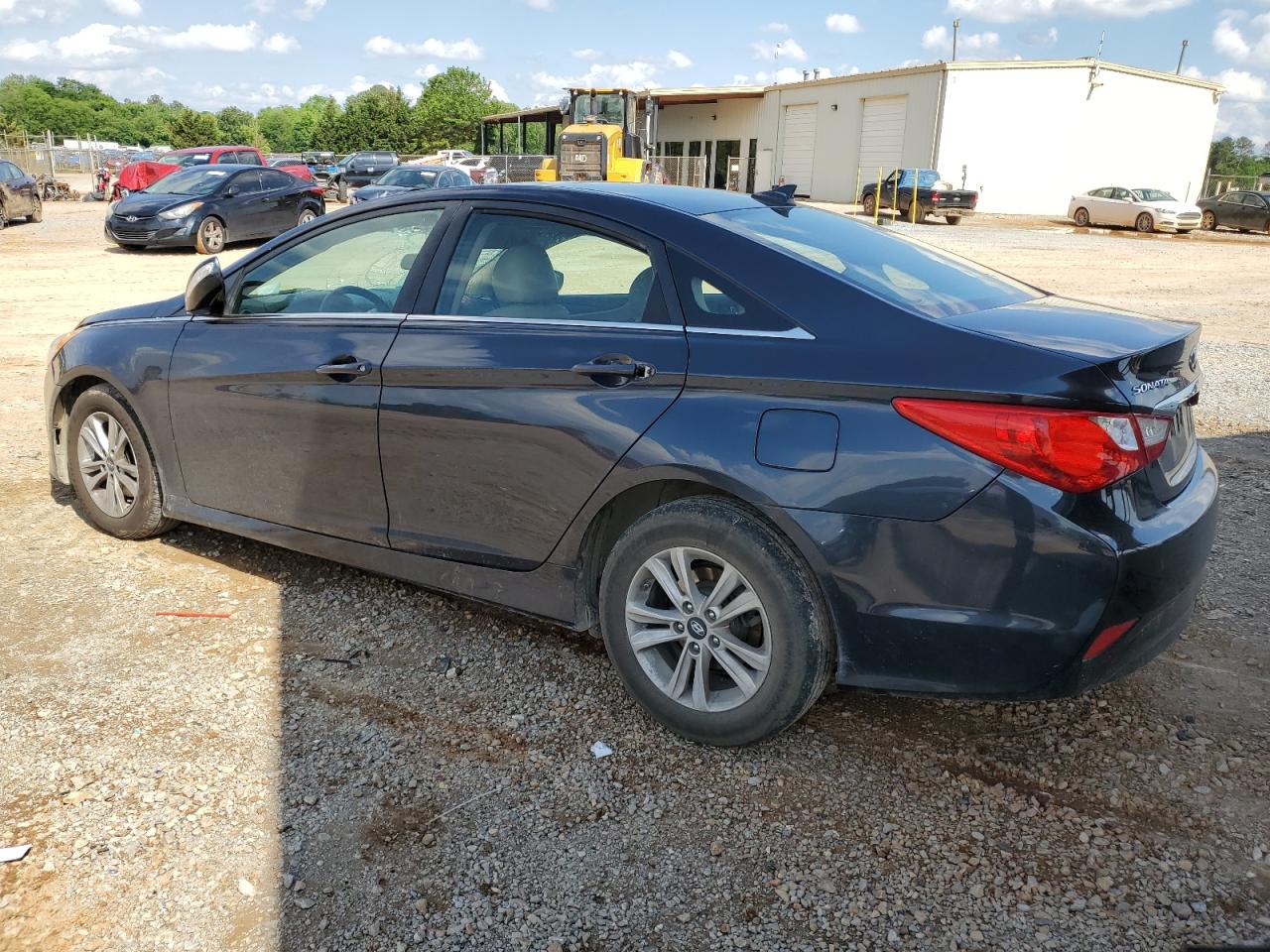 2014 HYUNDAI SONATA GLS - 5NPEB4AC1EH938499 — photo 2