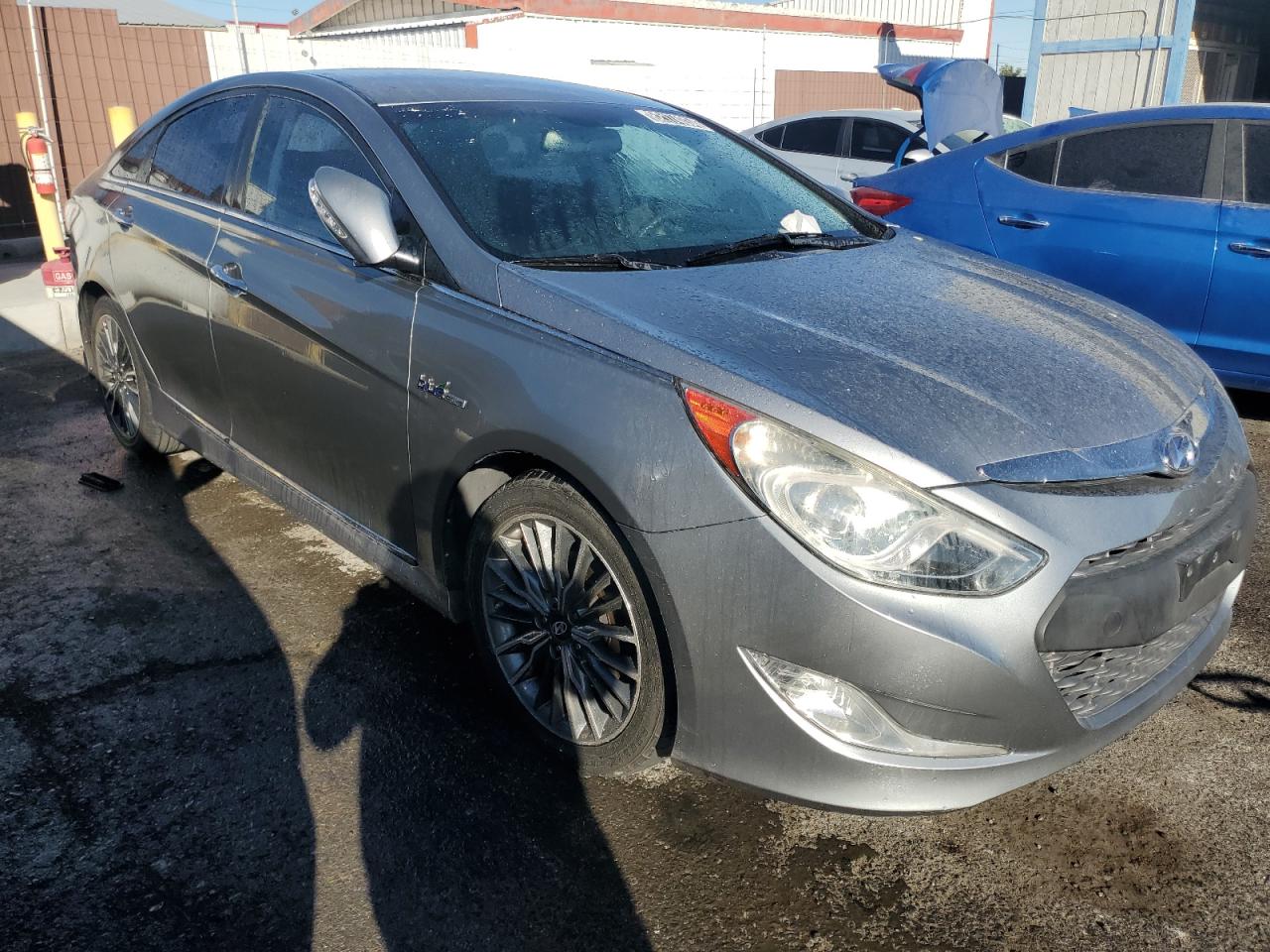2014 HYUNDAI SONATA HYB - KMHEC4A40EA113448 — photo 4