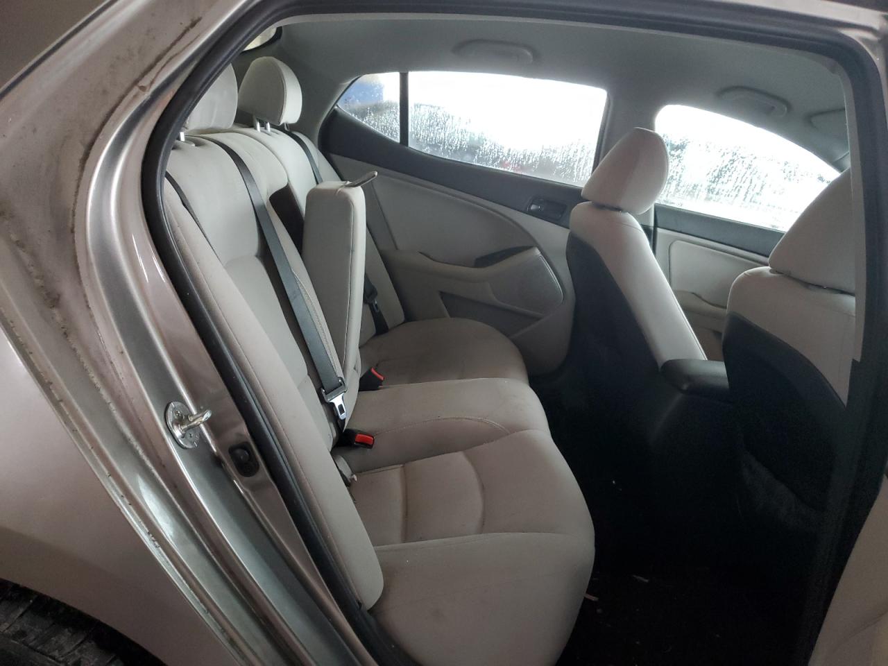 2014 KIA OPTIMA LX - 5XXGM4A70EG321354 — photo 10