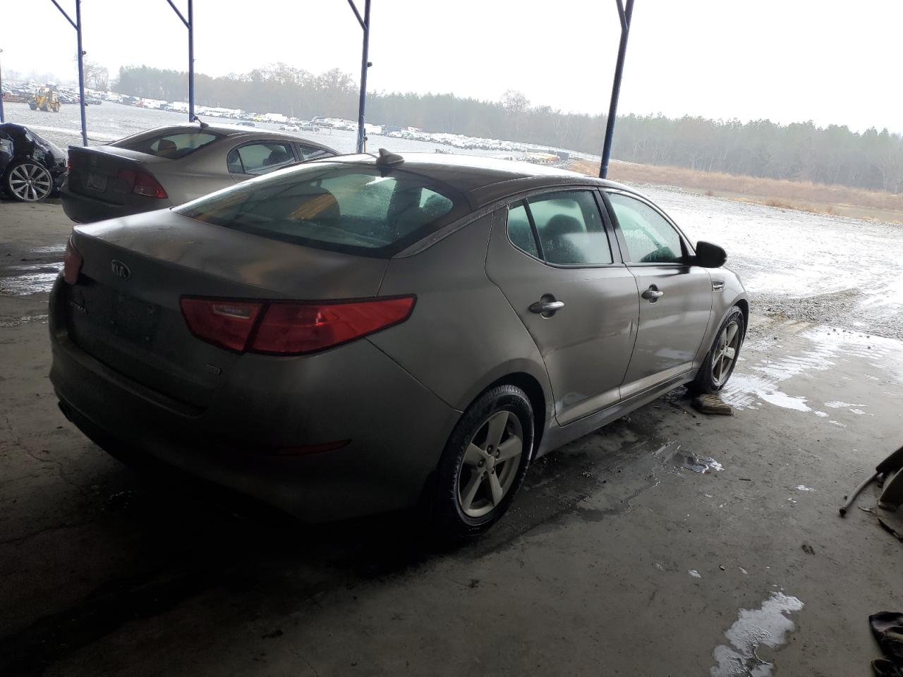 2014 KIA OPTIMA LX - 5XXGM4A70EG321354 — photo 3