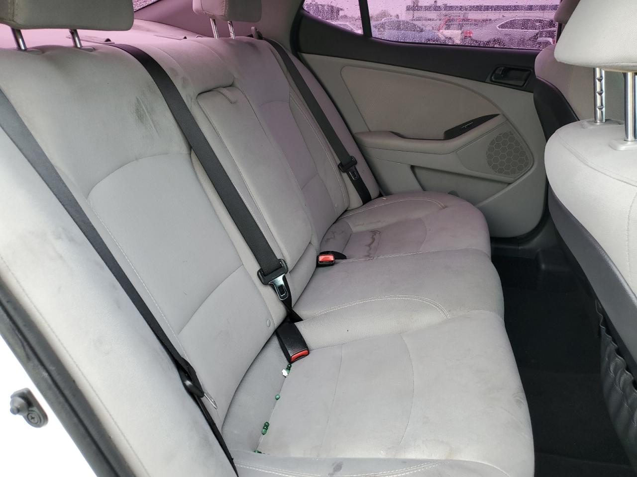 2014 KIA OPTIMA LX - 5XXGM4A73EG279780 — photo 10