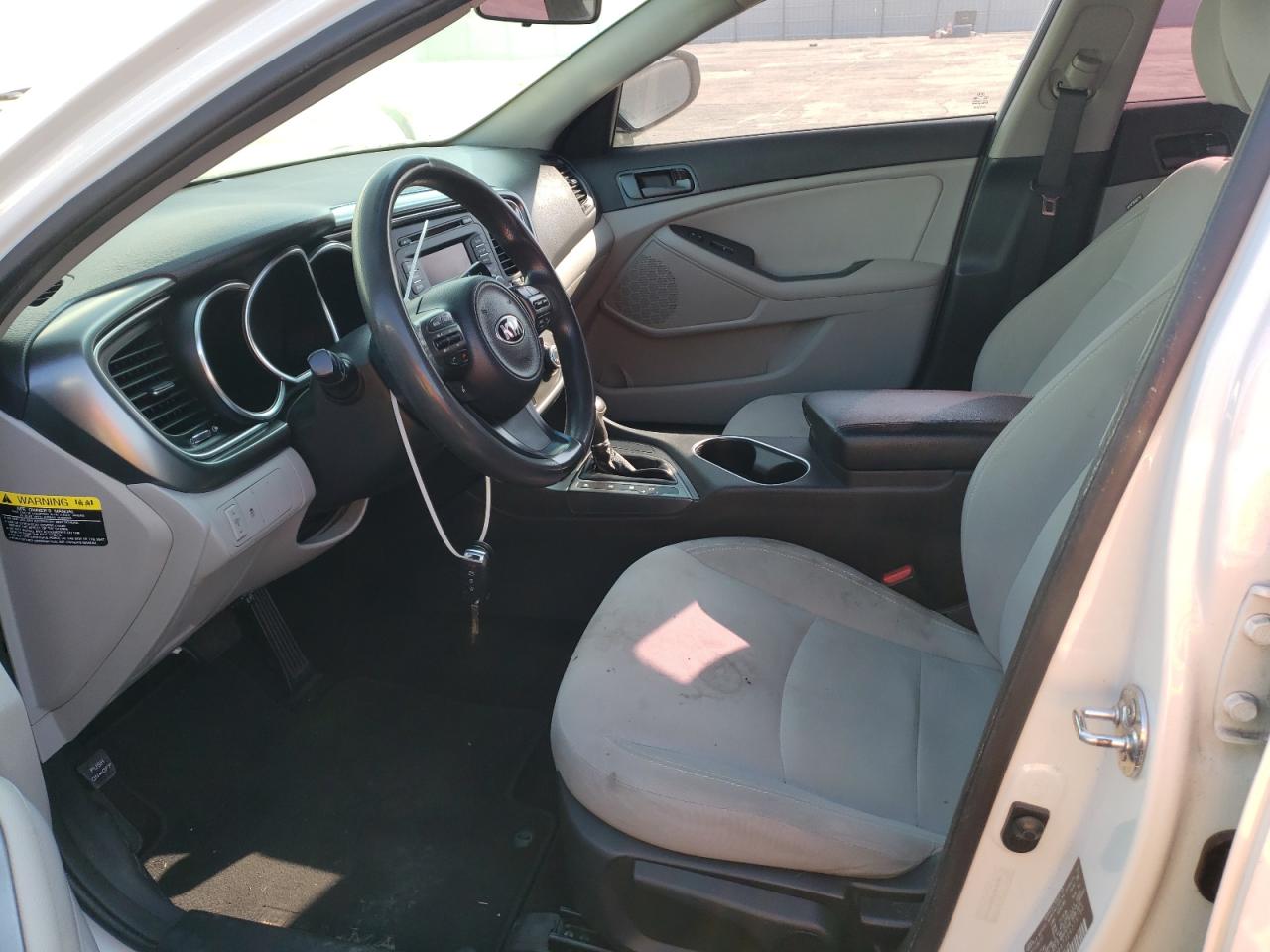 2014 KIA OPTIMA LX - 5XXGM4A73EG279780 — photo 7