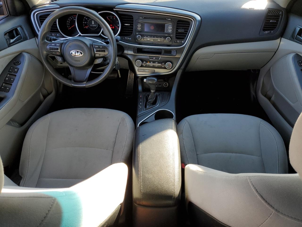 2014 KIA OPTIMA LX - 5XXGM4A77EG315017 — photo 8