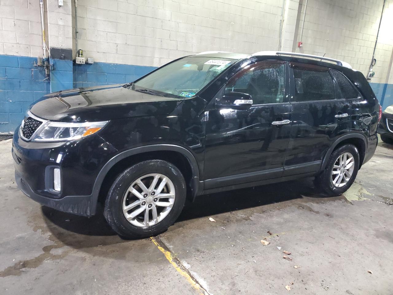 2014 KIA SORENTO LX - 5XYKT4A71EG492364 — photo 1