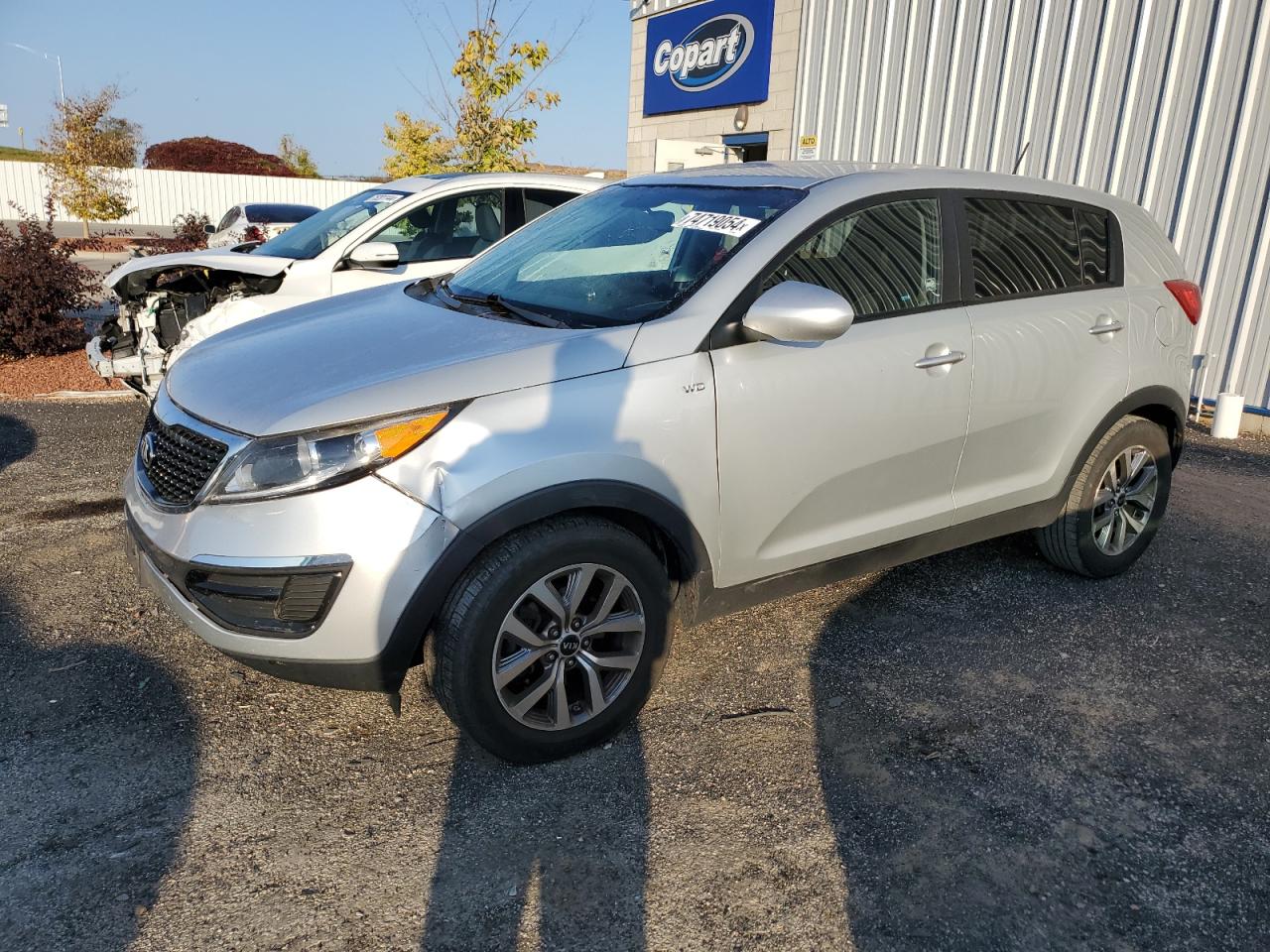 2014 KIA SPORTAGE L - KNDPBCAC0E7598558 — photo 2
