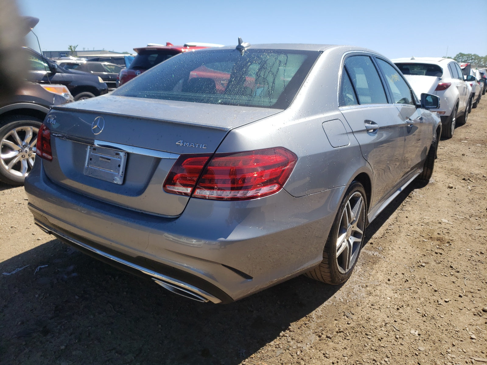 2014 MERCEDES-BENZ E 350 4MAT - WDDHF8JB1EB046664 — photo 4