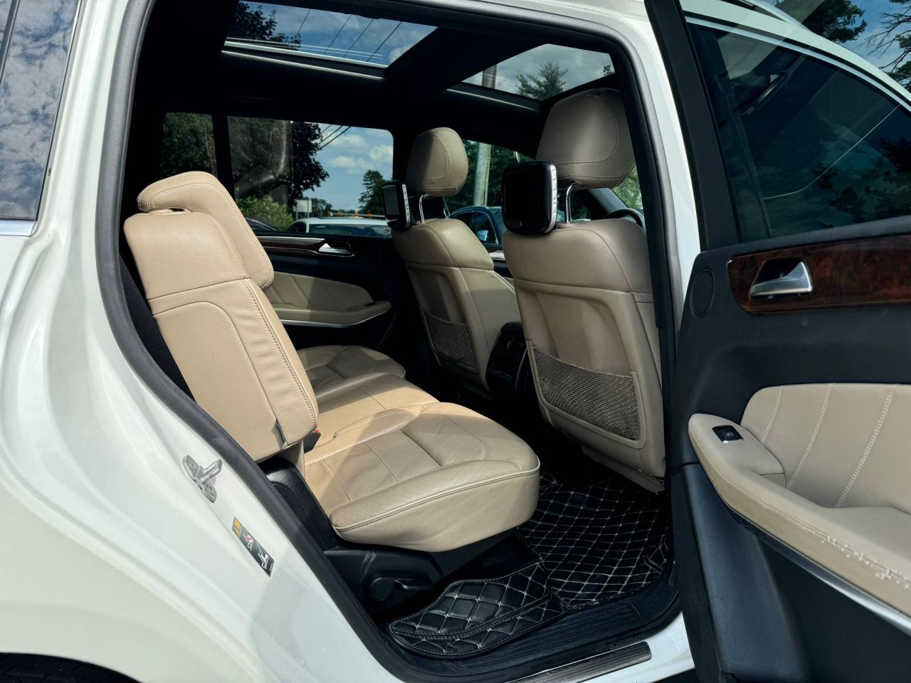 2014 MERCEDES-BENZ GL 350 BLU - 4JGDF2EE7EA308344 — photo 6