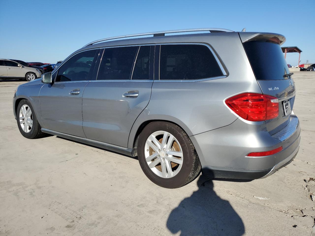 2014 MERCEDES-BENZ GL 450 4MA - 4JGDF7CE2EA324712 — photo 2