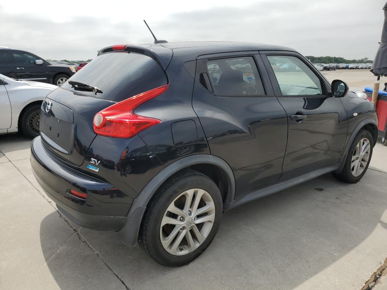 2014 NISSAN JUKE S - JN8AF5MR3ET451216 — photo 3