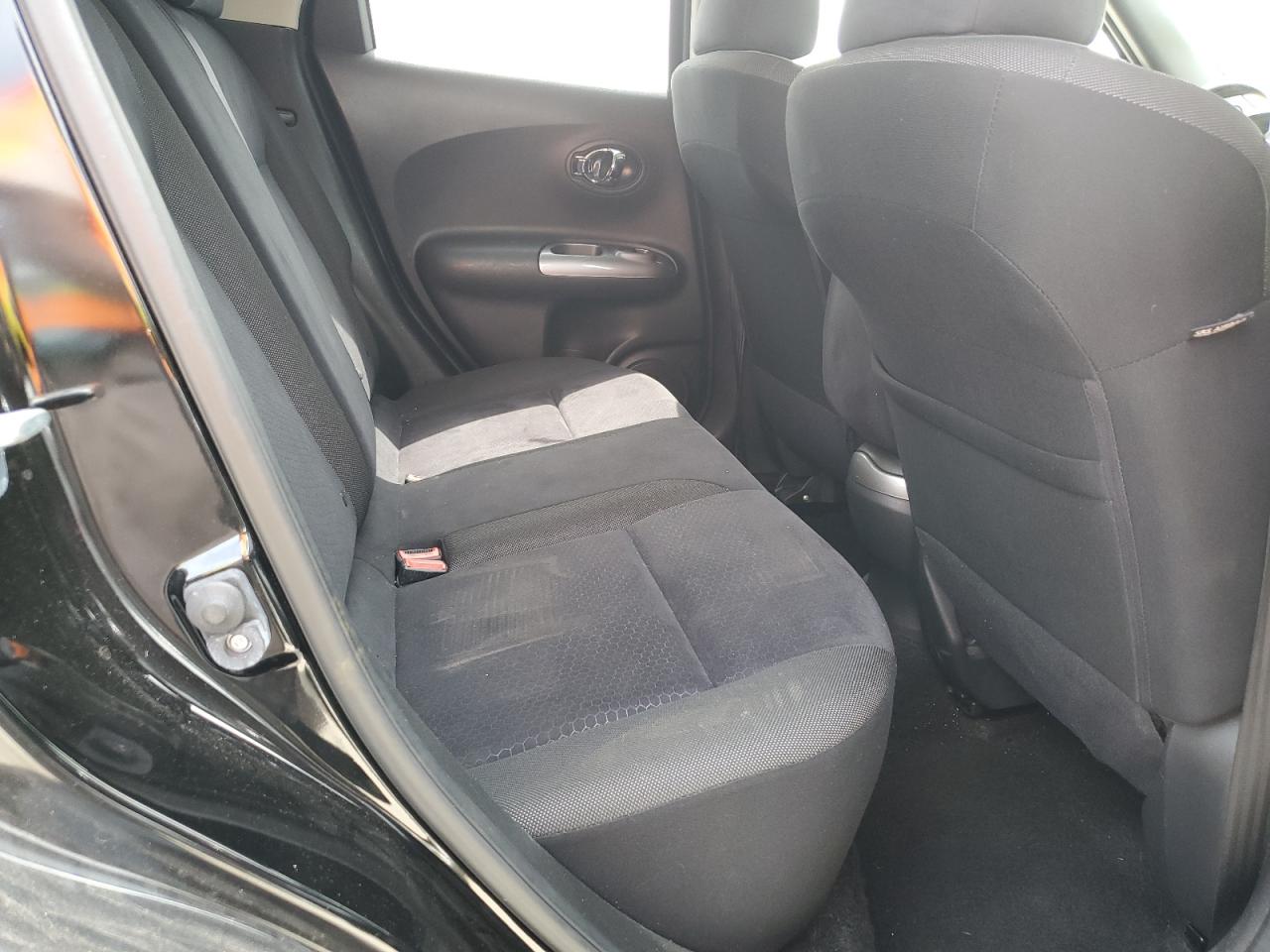2014 NISSAN JUKE S - JN8AF5MR3ET451216 — photo 9