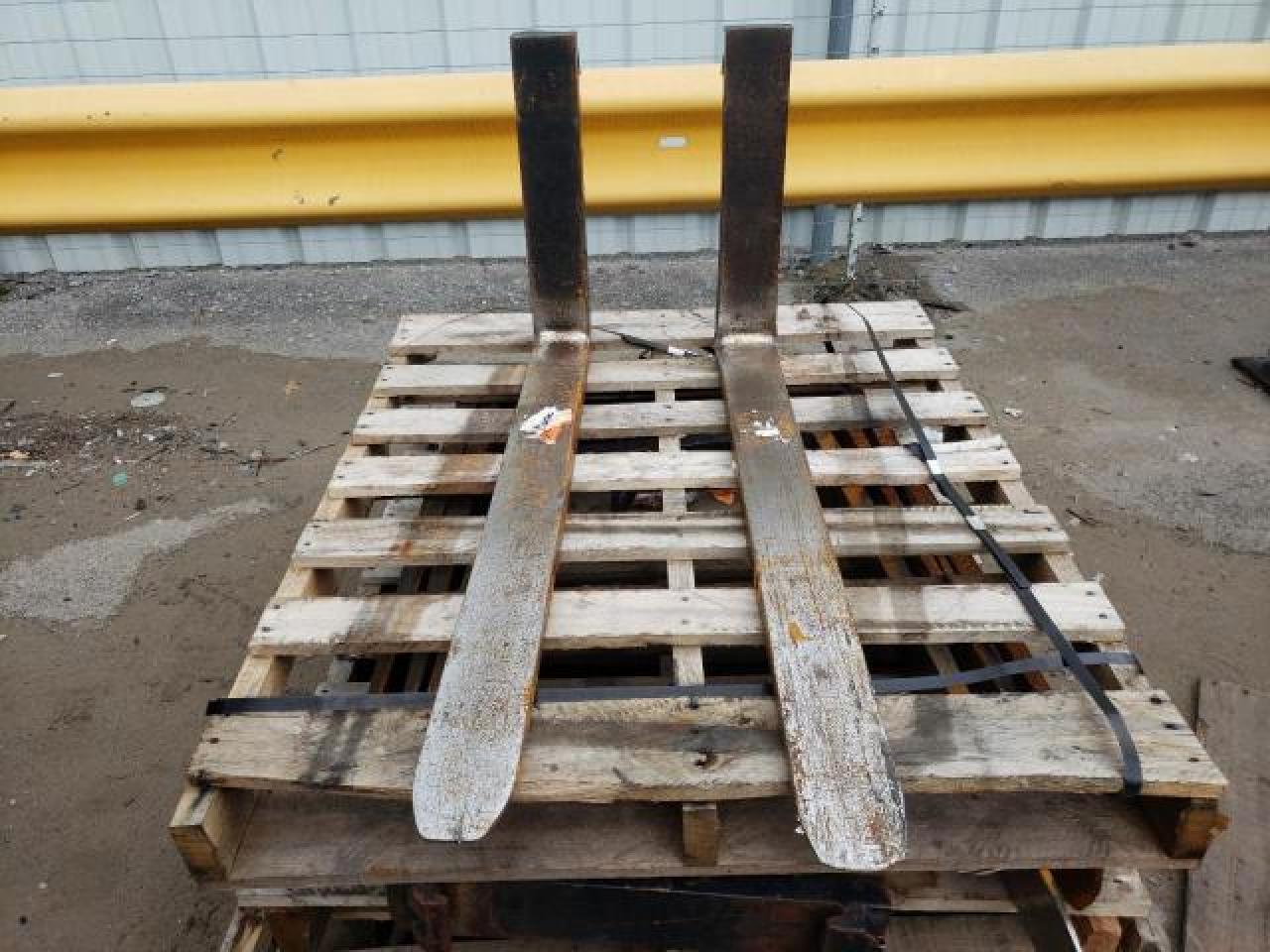 2014 TOYOTA FORKLIFT - 52699 — photo 8