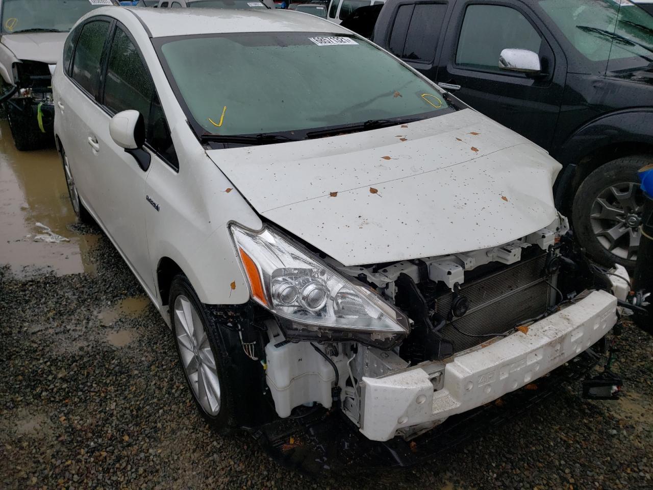 2014 TOYOTA PRIUS V - JTDZN3EU9EJ002725 — photo 1
