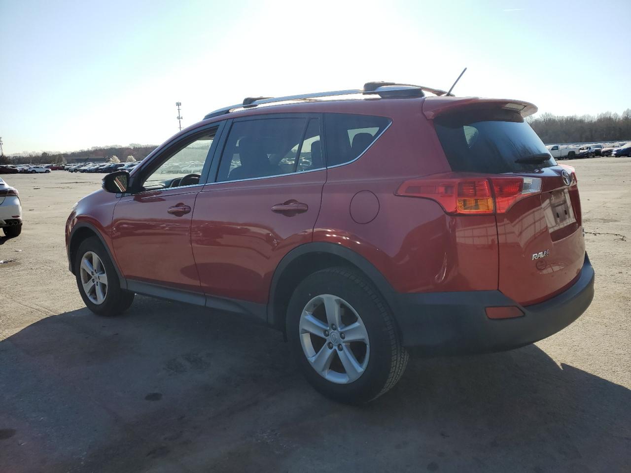 2014 TOYOTA RAV4 XLE - JTMRFREV2ED094882 — photo 2
