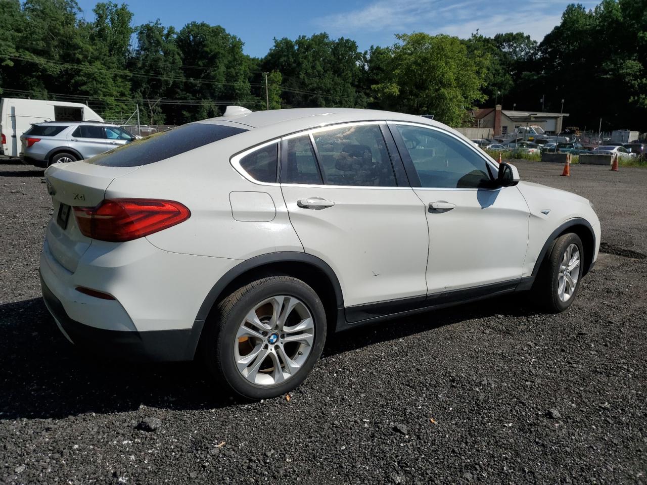 2015 BMW X4 XDRIVE2 - 5UXXW3C51F0M89005 — photo 2