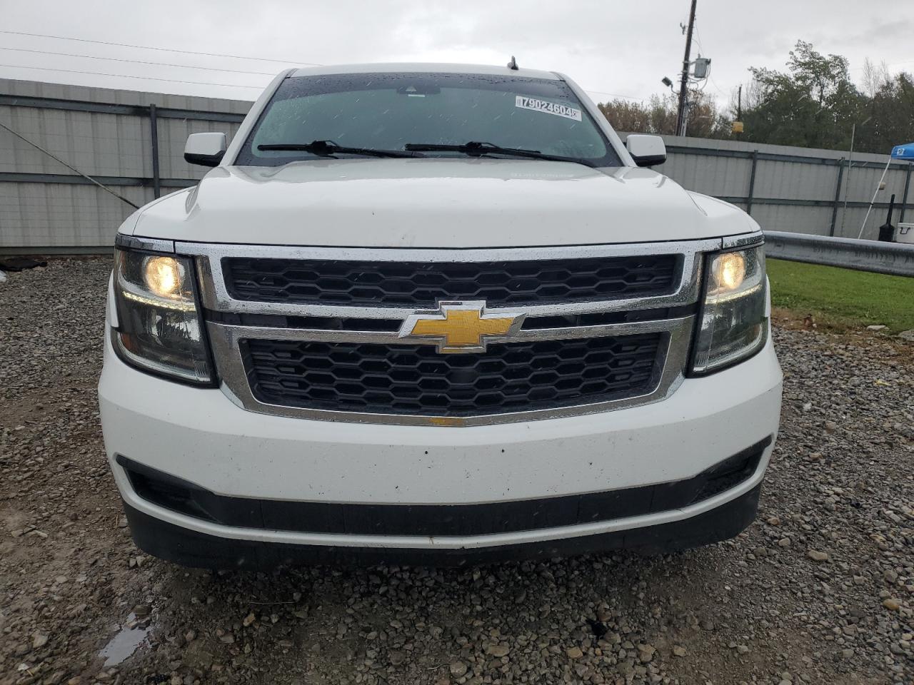 2015 CHEVROLET SUBURBAN C - 1GNSCJKC5FR295525 — photo 5