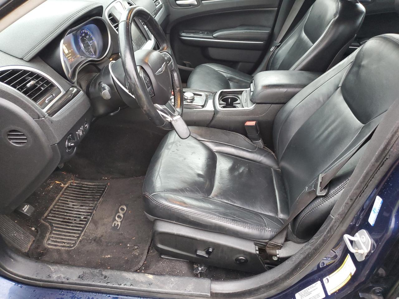 2015 CHRYSLER 300 LIMITE - 2C3CCAAG2FH899345 — photo 6