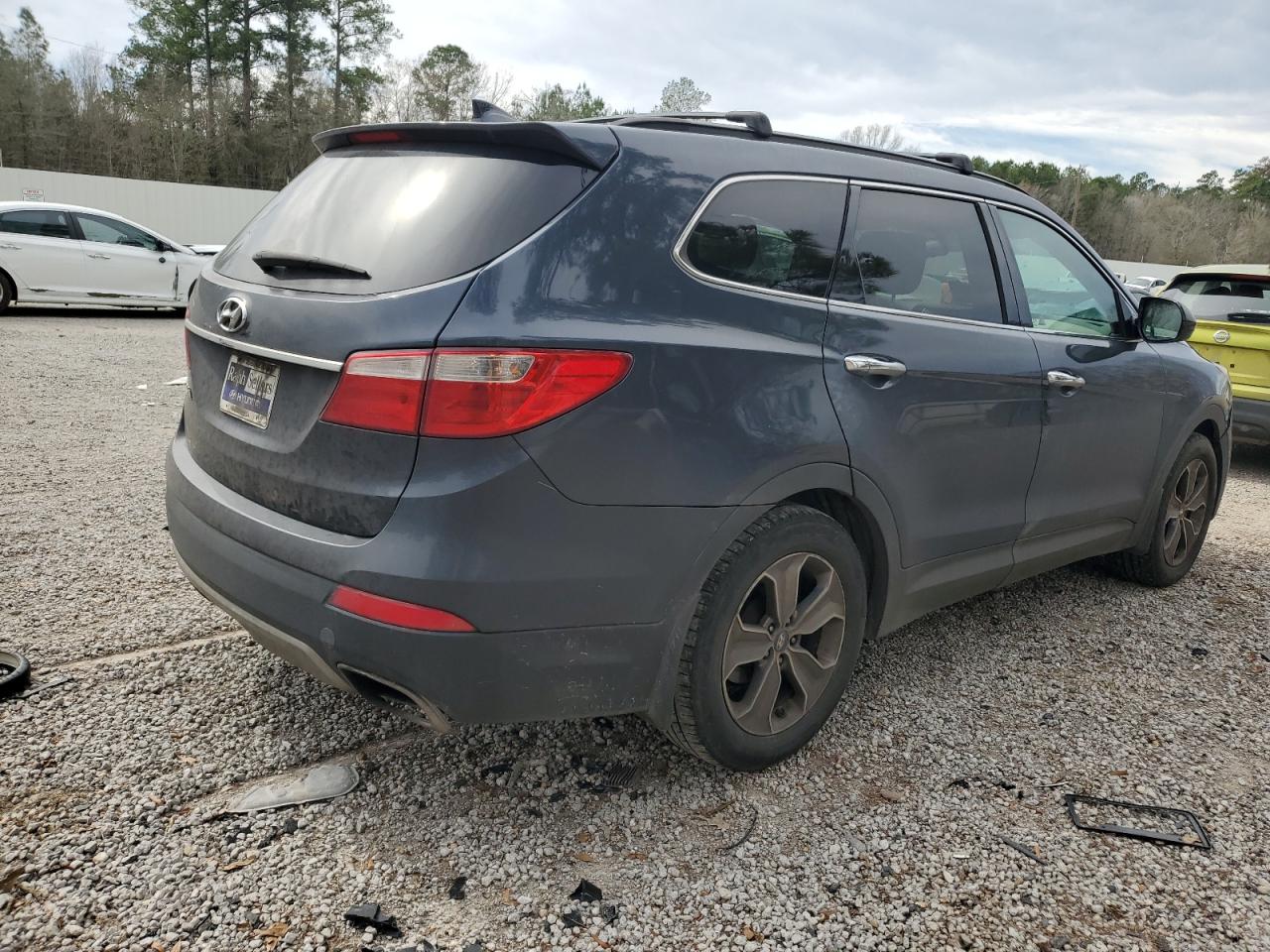 2015 HYUNDAI SANTA FE G - KM8SM4HF0FU115370 — photo 3