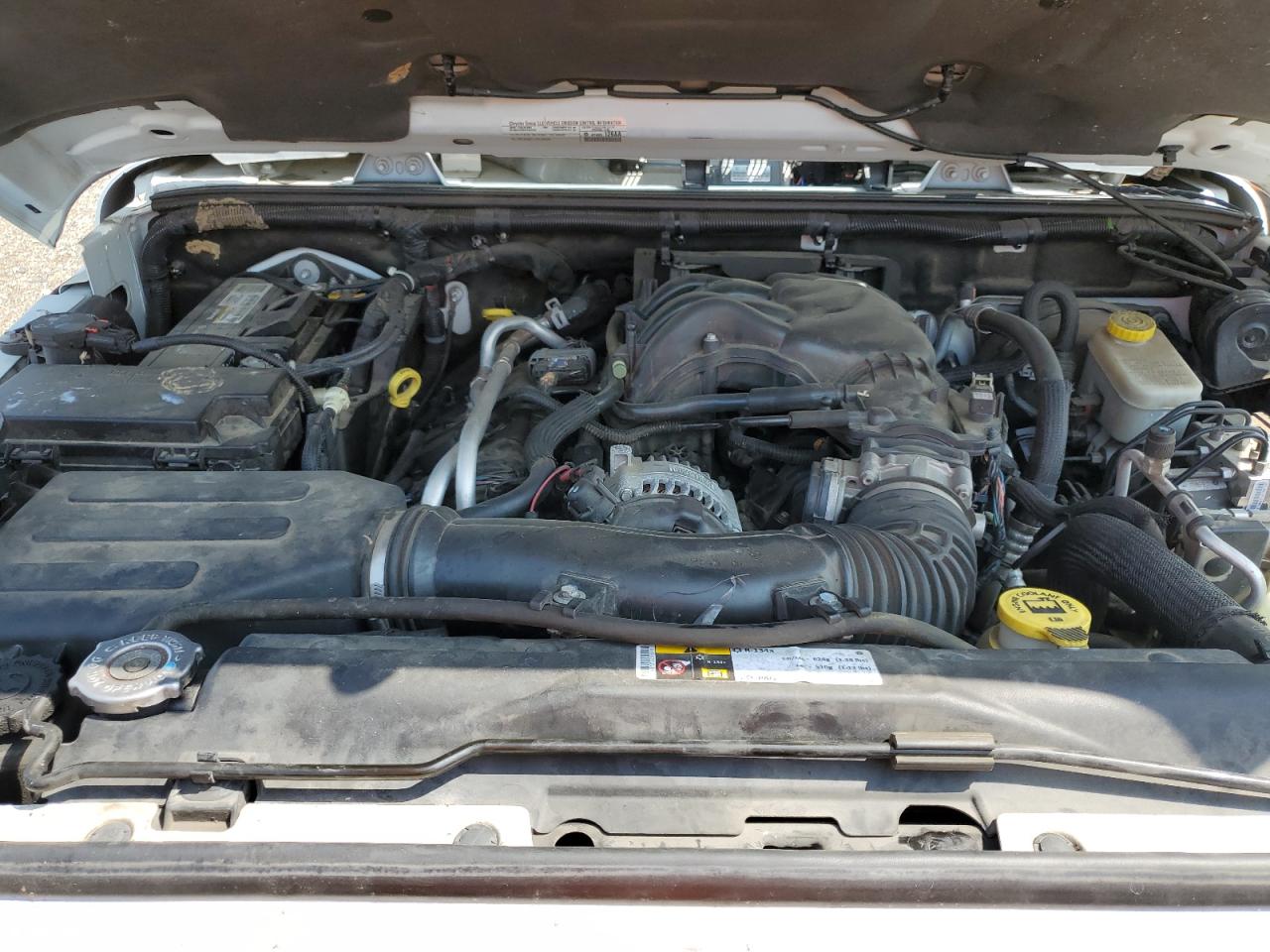 2015 JEEP WRANGLER U - 1C4BJWEG0FL550272 — photo 11