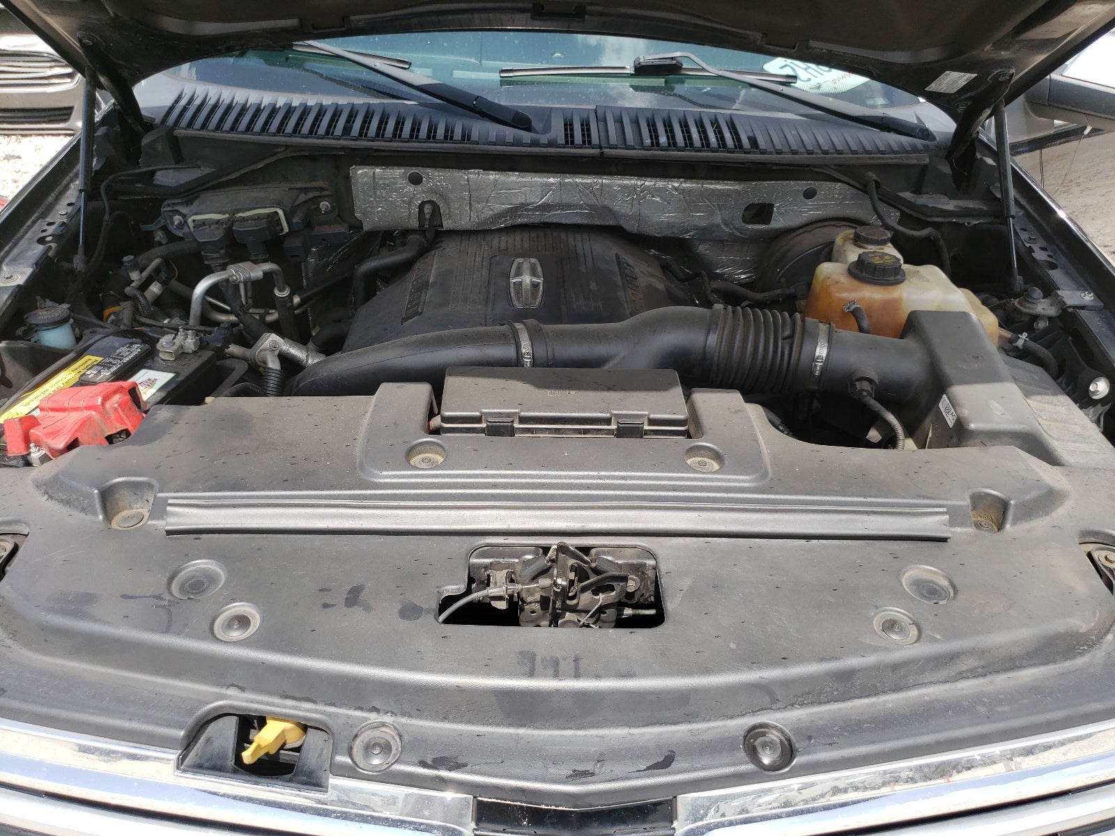 2015 LINCOLN NAVIGATOR - 5LMJJ3HT3FEJ01412 — photo 7
