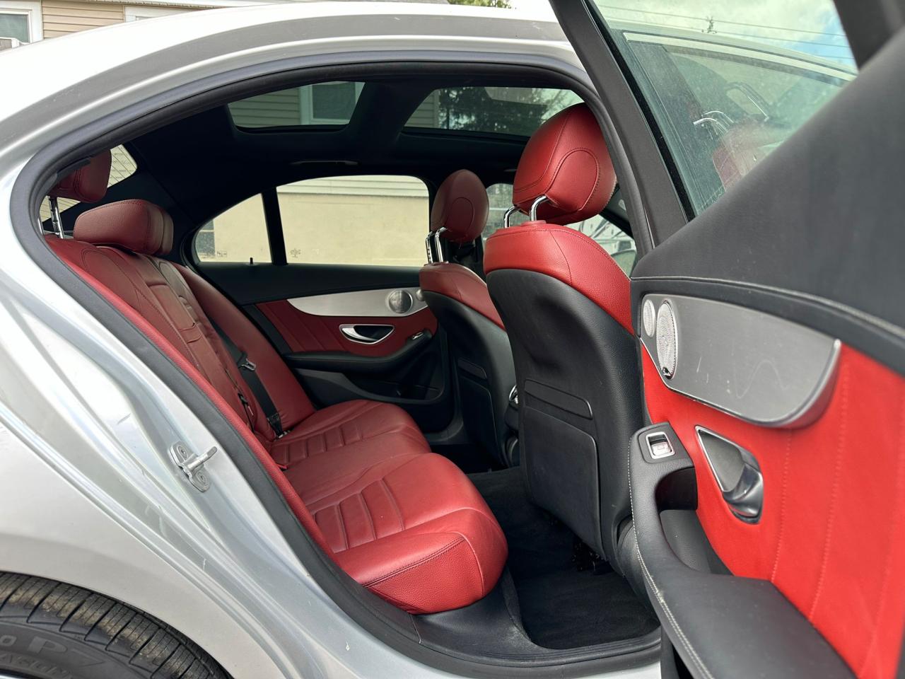 2015 MERCEDES-BENZ C 300 - 55SWF4JB3FU067605 — photo 7