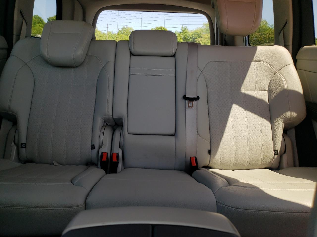 2015 MERCEDES-BENZ GL 350 BLU - 4JGDF2EE6FA513512 — photo 9
