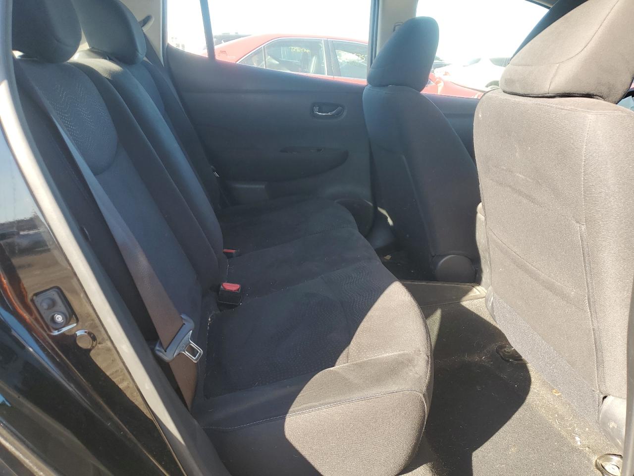 2015 NISSAN LEAF S - 1N4AZ0CP7FC328984 — photo 10