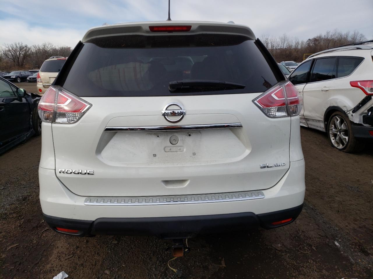 2015 NISSAN ROGUE S - 5N1AT2MV5FC887966 — photo 6